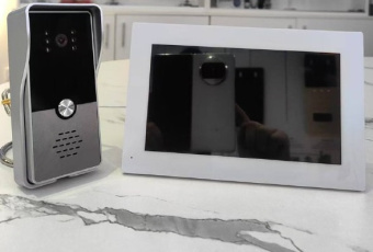 Видеодомофон комплект Mantella Villa белый 7 дюймов вызывная панель